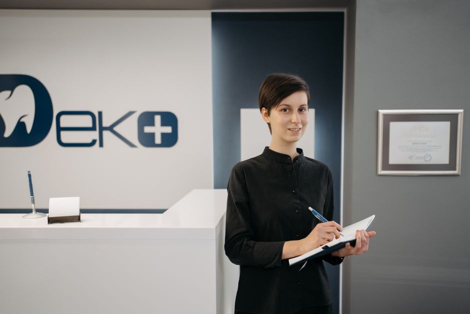 Vaga para recepcionista — período integral