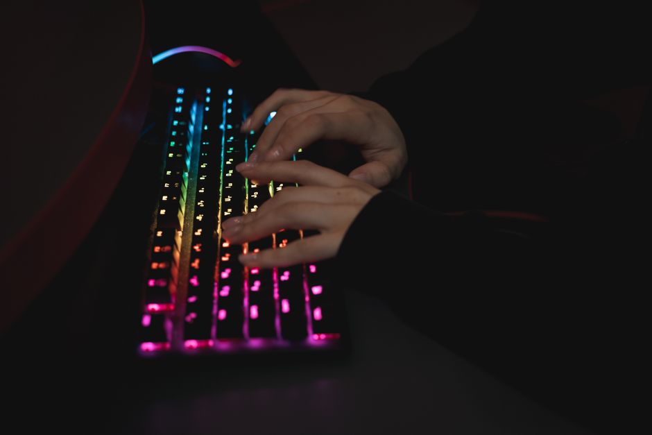 Teclado mecânico RGB