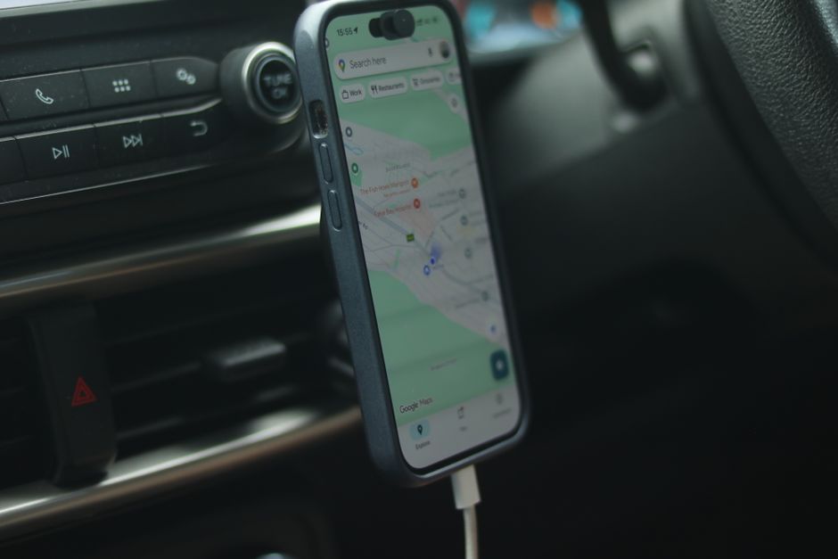 Suporte veicular para celular