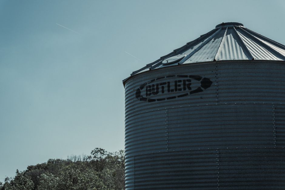 Silo para armazenar grãos