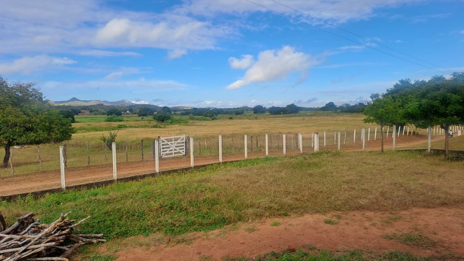 Terreno rural cercado, 10 alqueires